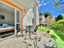 Apartmani Dijana Krk (Otok Krk)