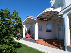 Appartamenti ADRI Stinjan 